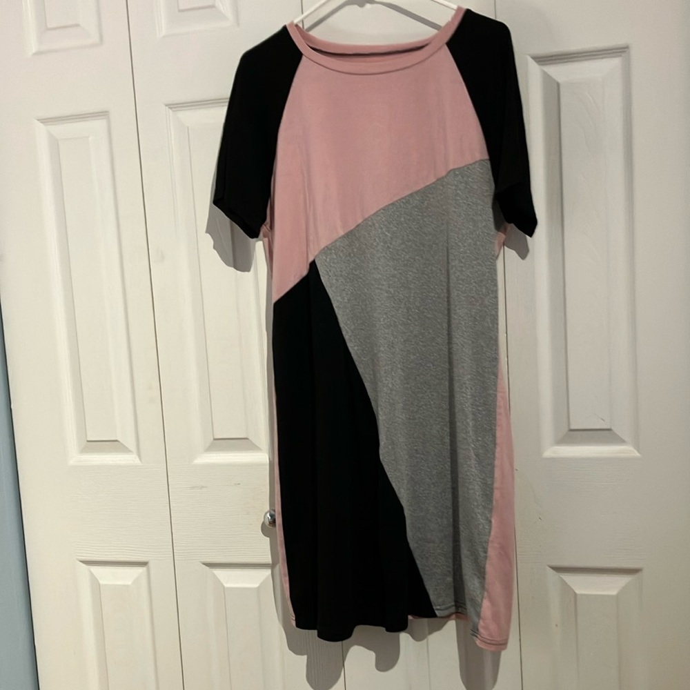 Colorblock T-Shirt Dress in Pink, Gray, and Black